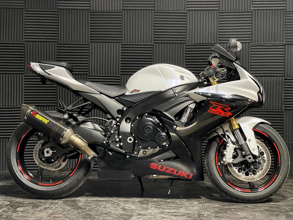 2019 Suzuki gsx r750cc available for sale