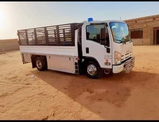 دينا نقل عفش شمال الرياض مع الفك وتركيب جميع أنواع الأثاث المستعمل بالرياض  0509467209