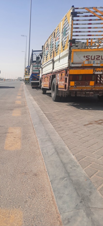 دينات نقل عفش ونقل بضائع داخل وخارج الرياض