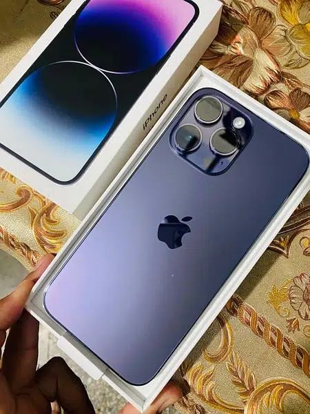 Apple iphone 14 pro max / Samsung S22