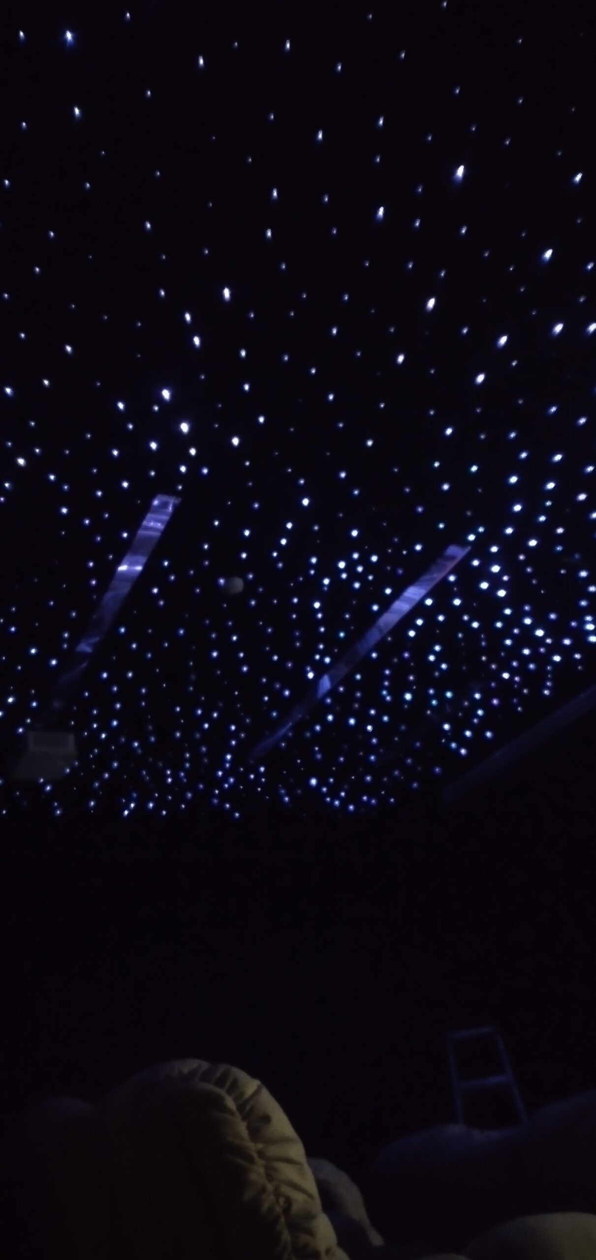 سقف روز الياف ضوئيه غرف سينما عوازل صوت