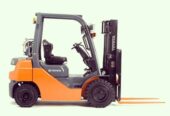 Forklift for rent خدمات تأجير رافعات شوكية