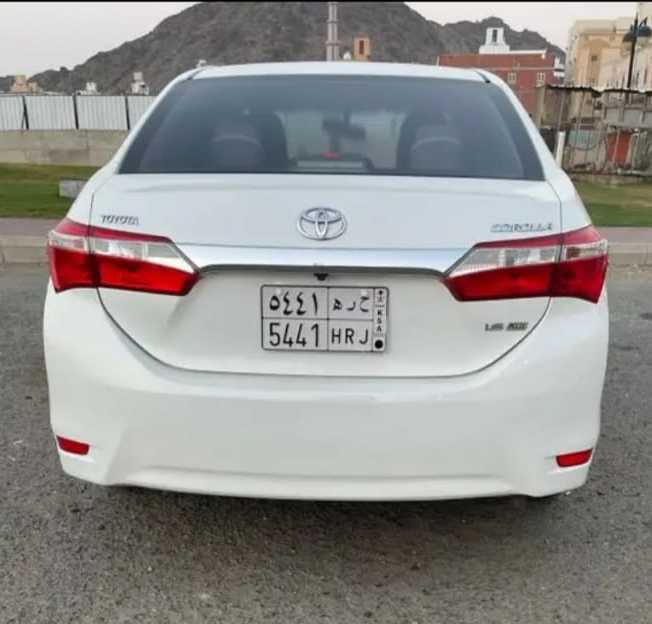 تويوتا كورولا ٢٠١٤