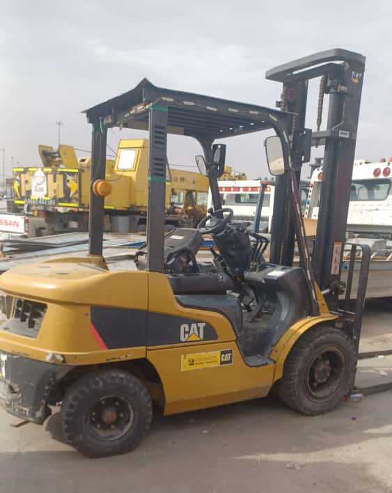 تاجير معدات ثقيله رافعات شوكية