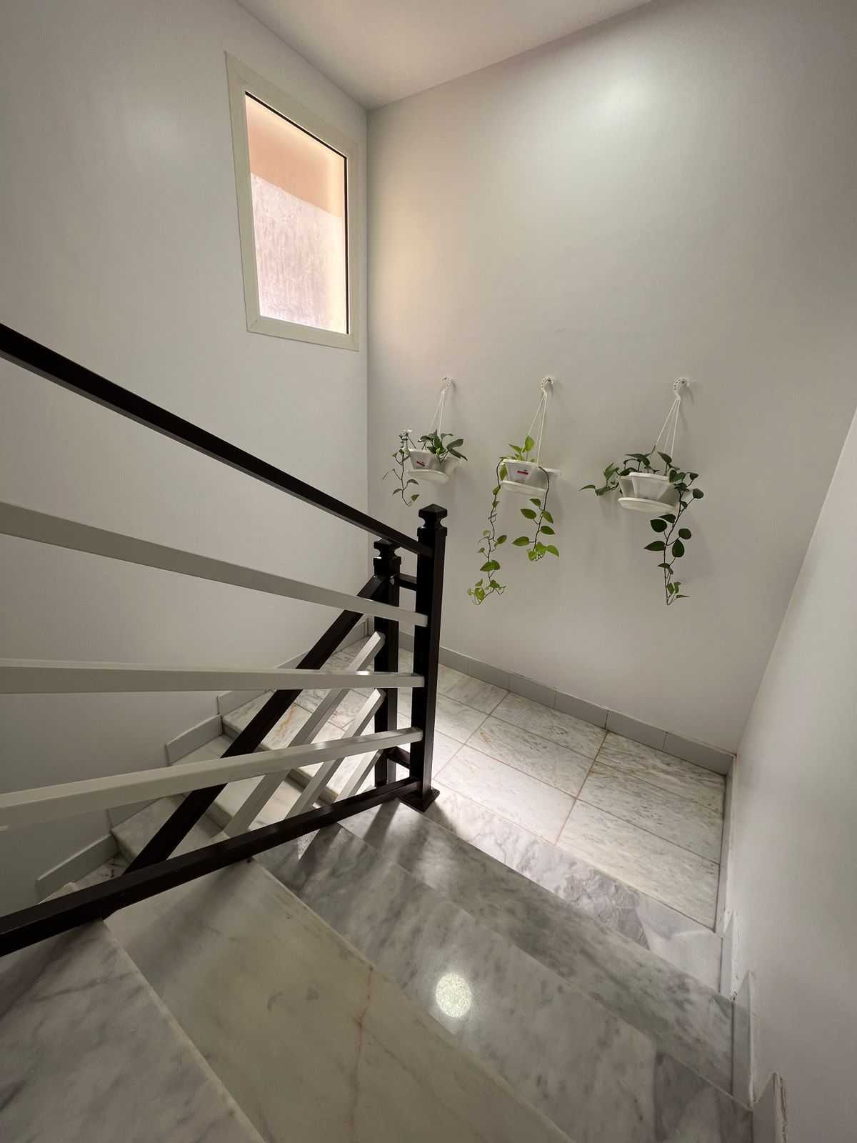 شقه للايجار حي العارض 3 غرف