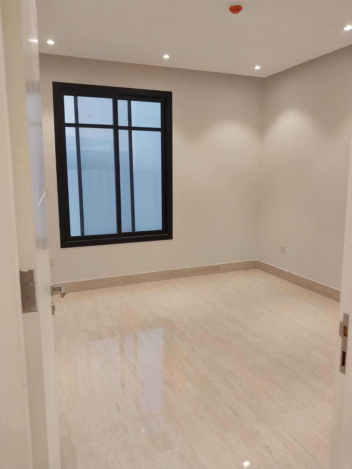 شقه للايجار في الرياض ٤ غرف