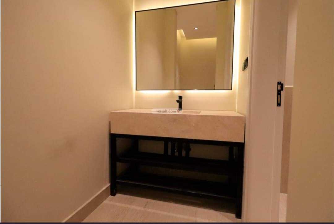 شقه للايجار في الرياض ٤ غرف