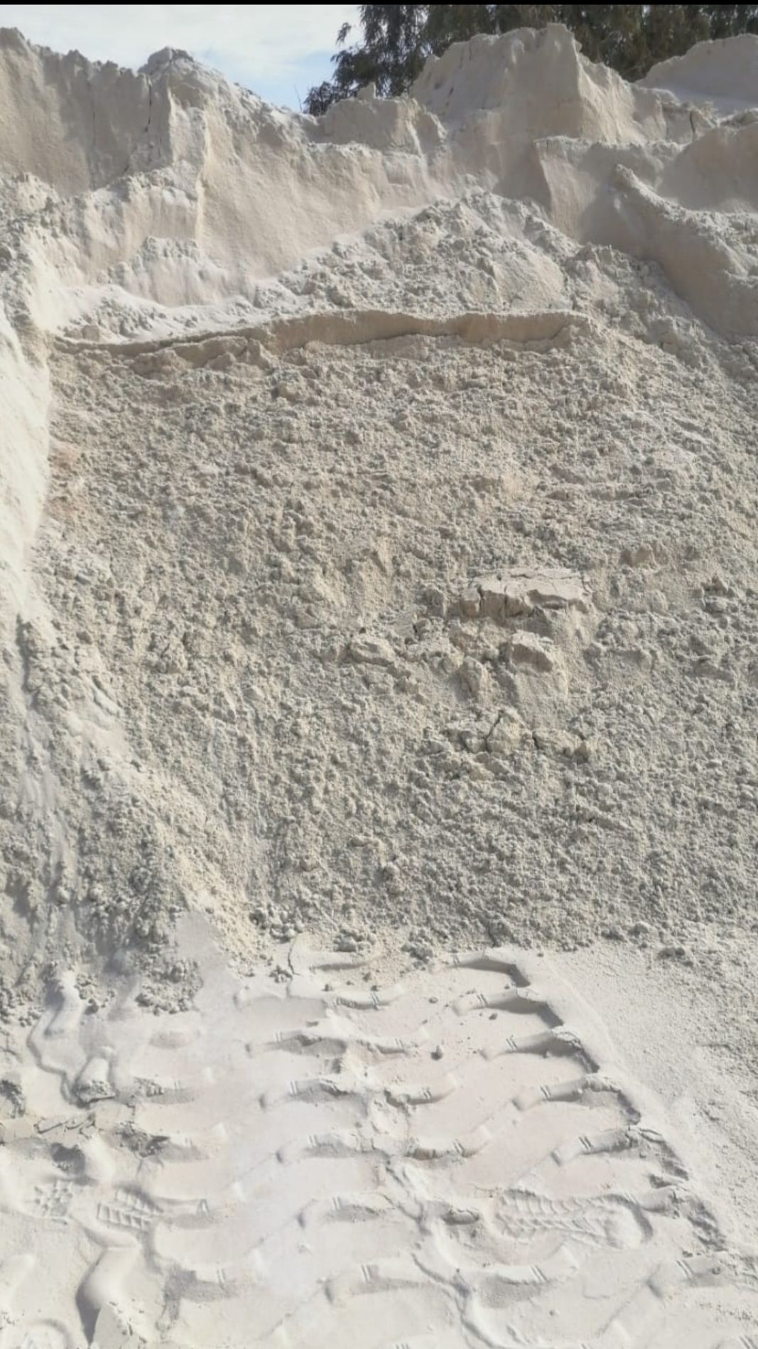 بيع وتوريد بطحاء الرياض بطحاء الدواسر رقم واحد ابوعريش 0553808367