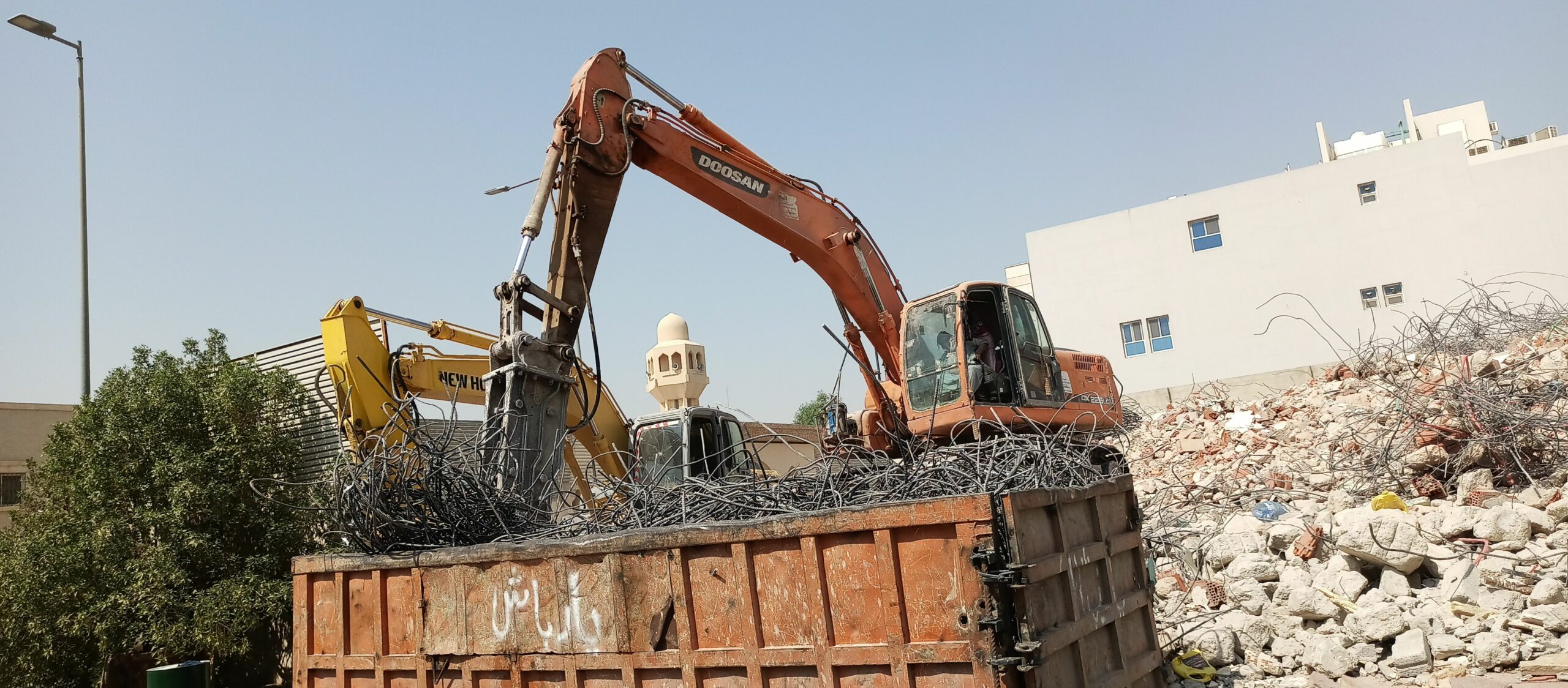 مقاول هدم مباني