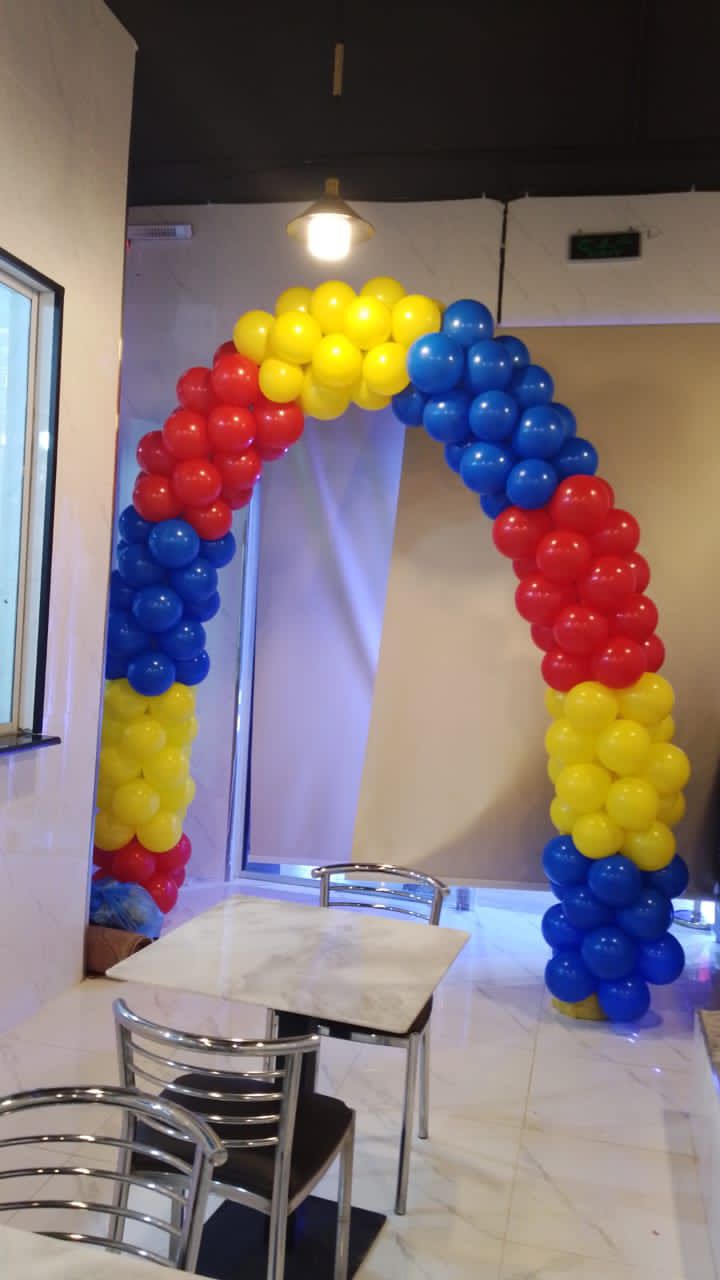 حفلات ومناسبات وافتتاحيات ومهرجانات