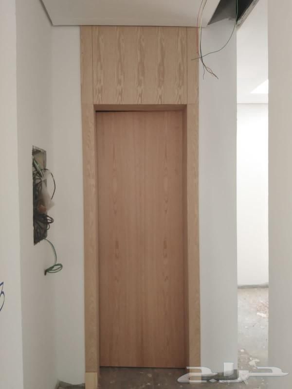 تصنيع وتركيب جميع انواع الأبواب الخشبية وجميع الديكورات بأسعار مميزه ومواصفات جديده