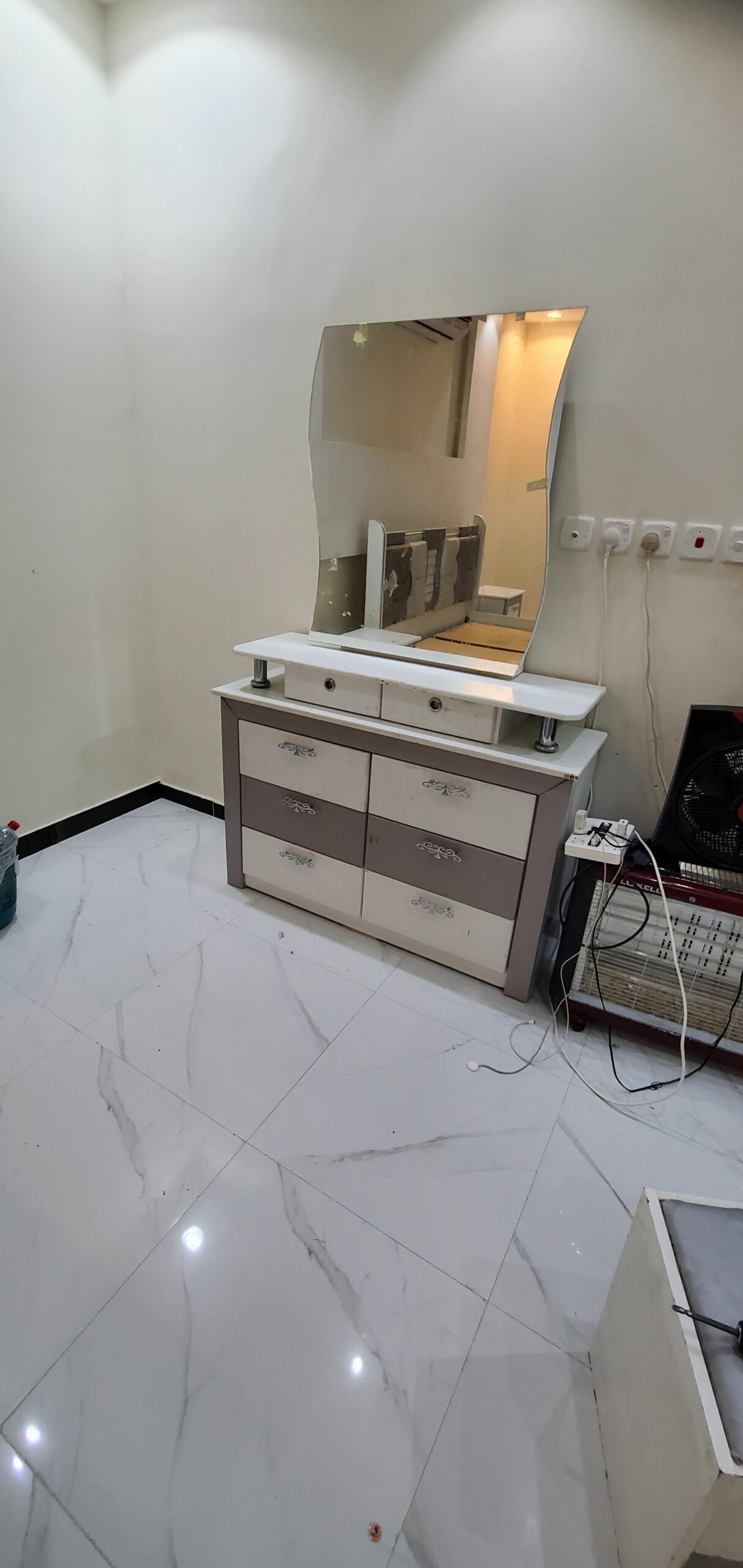 أغراض منزليه شبه جديد