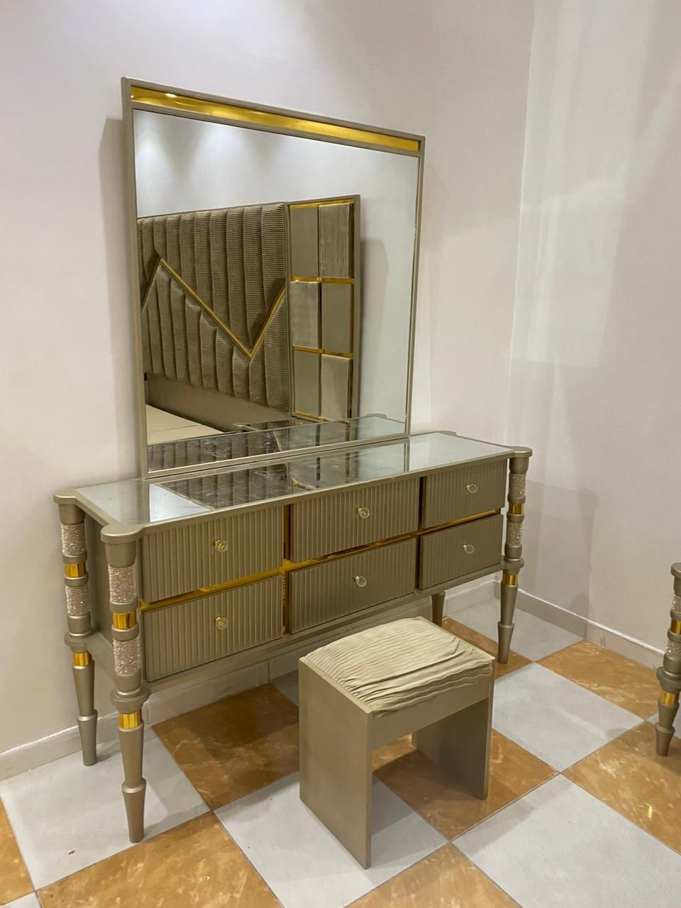 اغراض منزلية شبه جديد