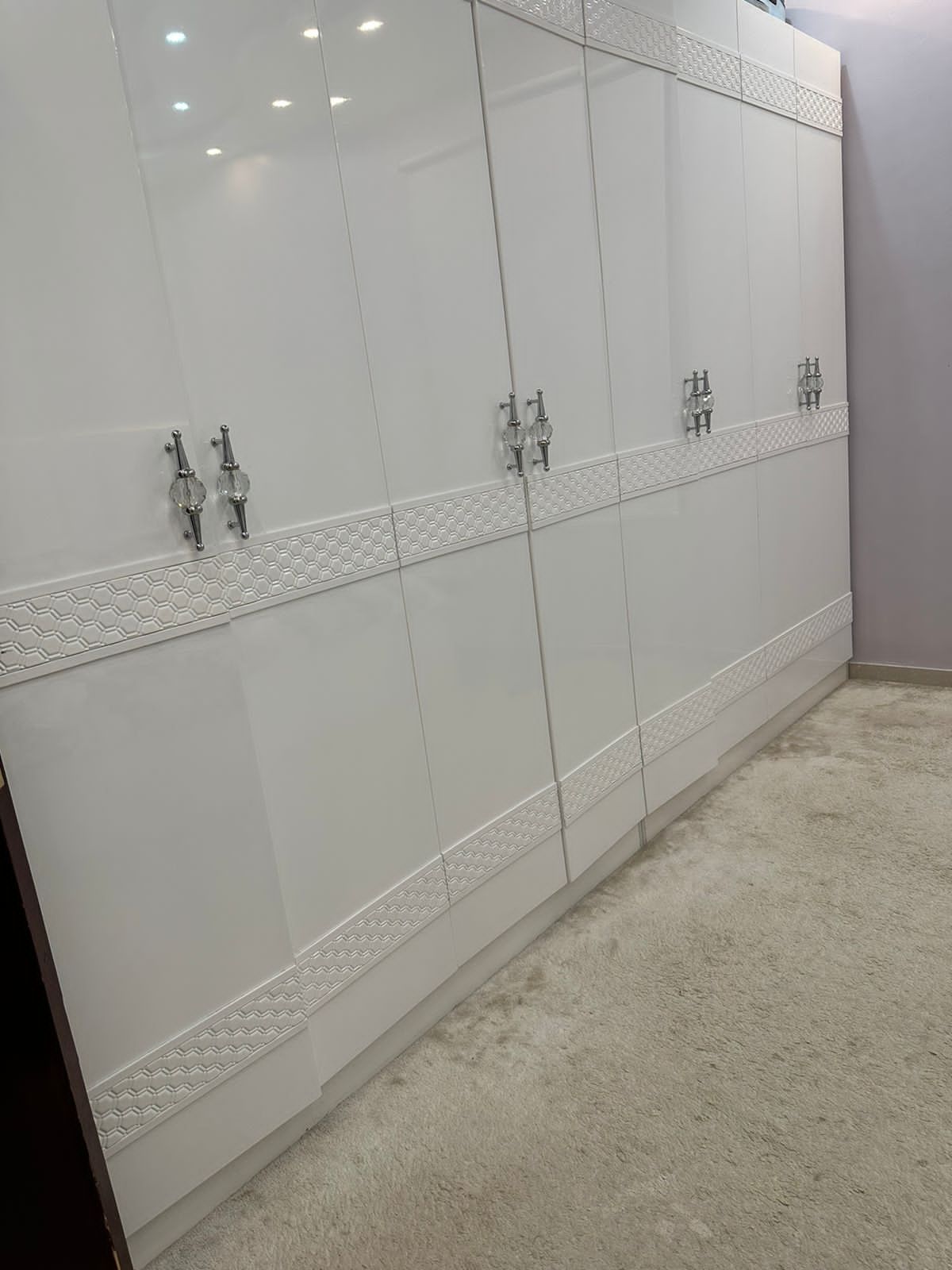 نجار فك وتركيب غرف النوم