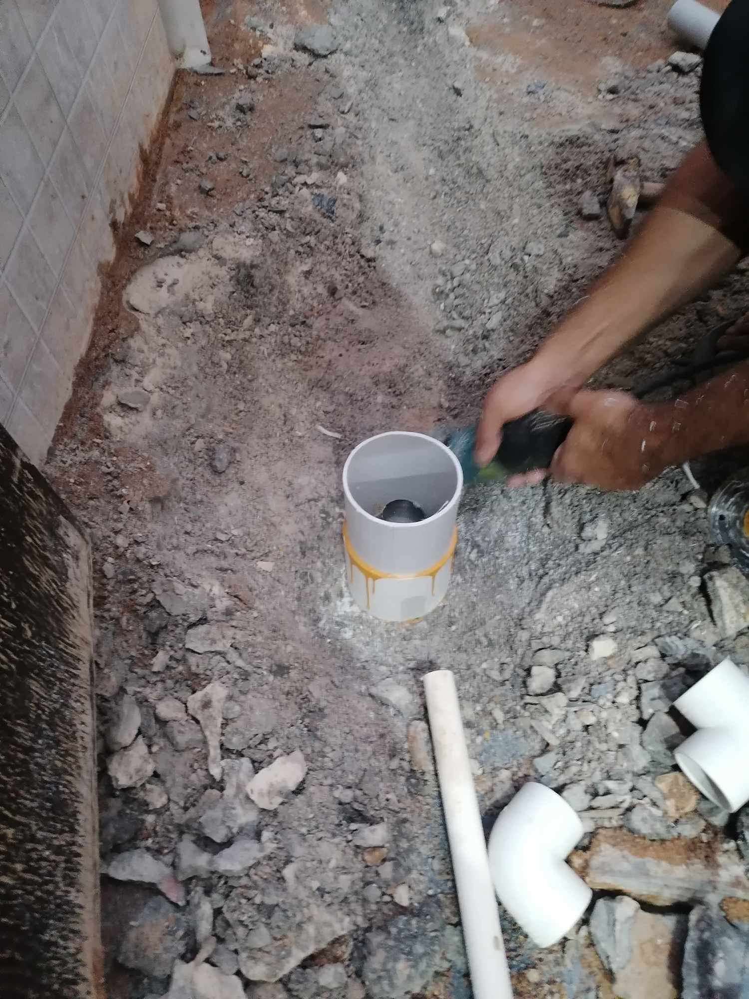 شركة كشف تسربات المياه وعزل الاسطح والخزانات