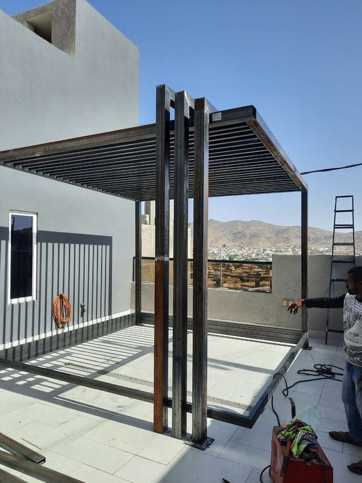 مظلات و سواتر وهناجر