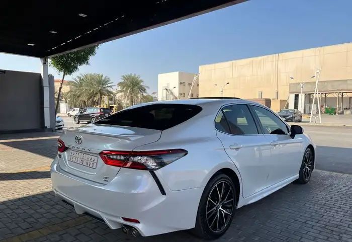 تيوتا كامرى