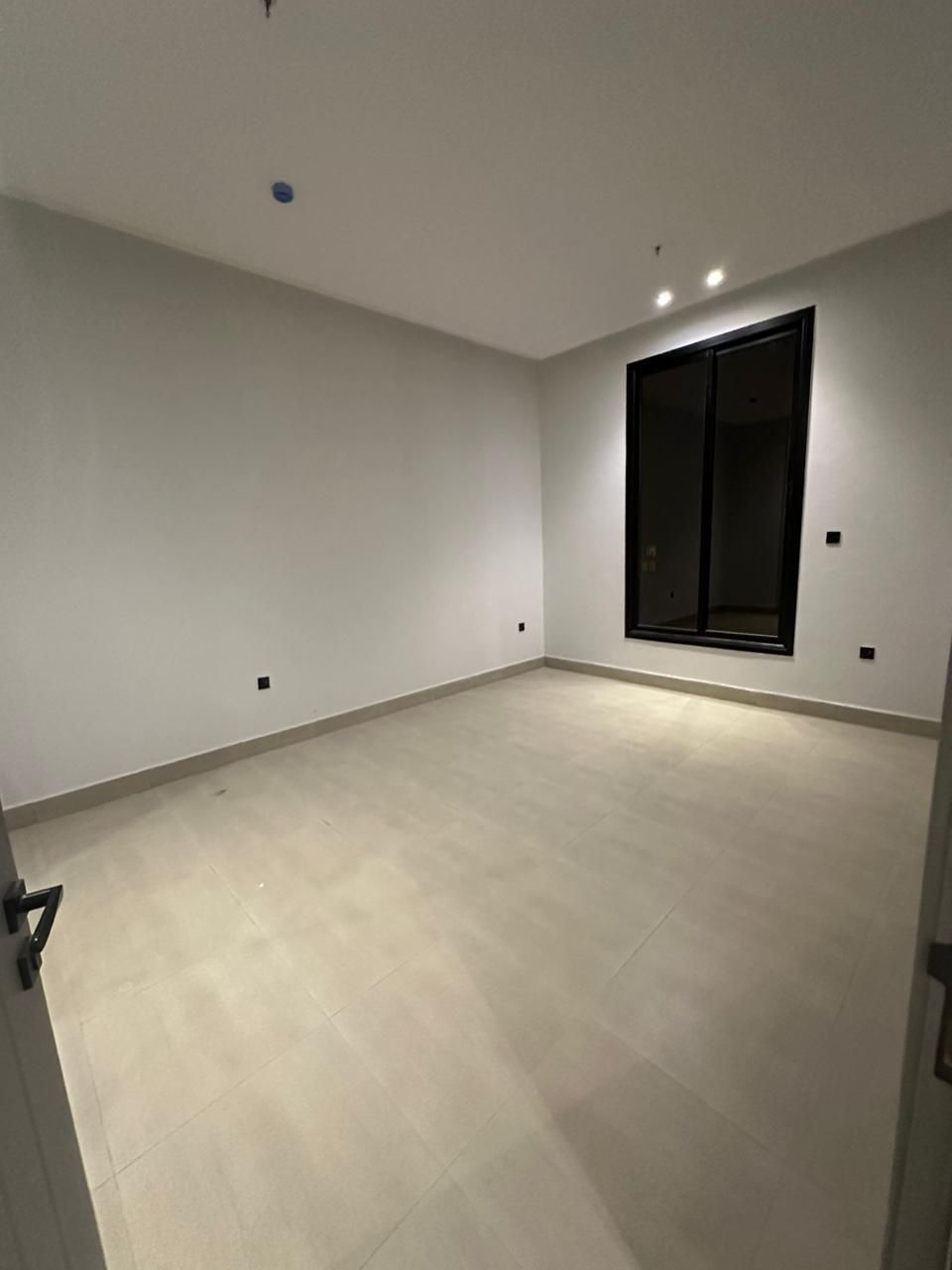 شقه فاخره للايجار الرياض حي الياسمين