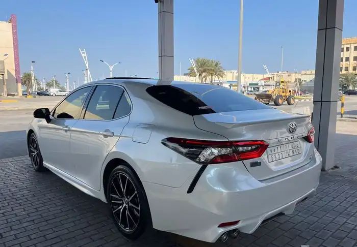 تيوتا كامرى