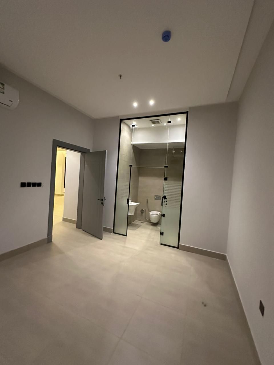 شقه فاخره للايجار الرياض حي الياسمين