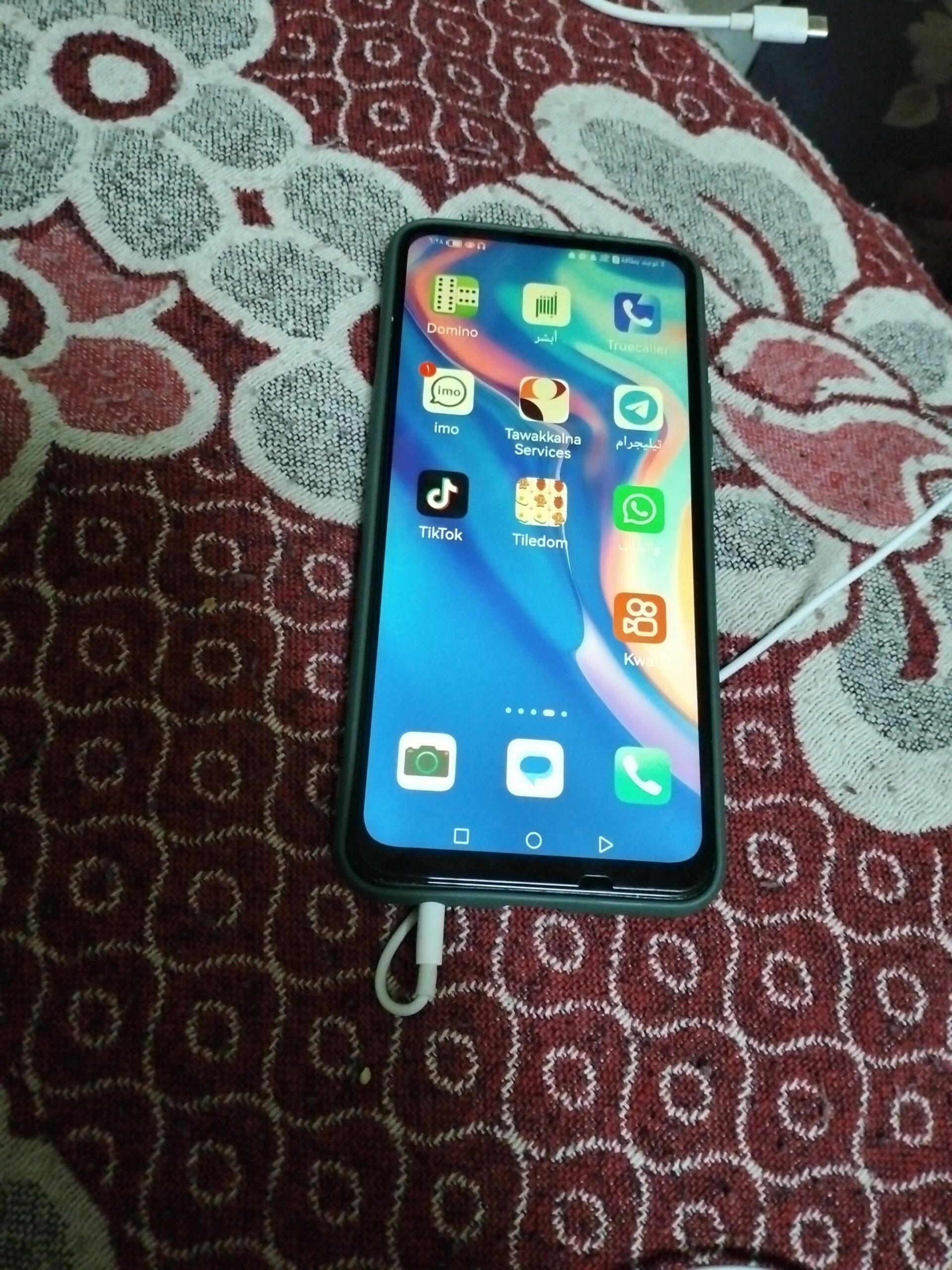 تلوفون هواى ٩ بحاله جيده للبيع