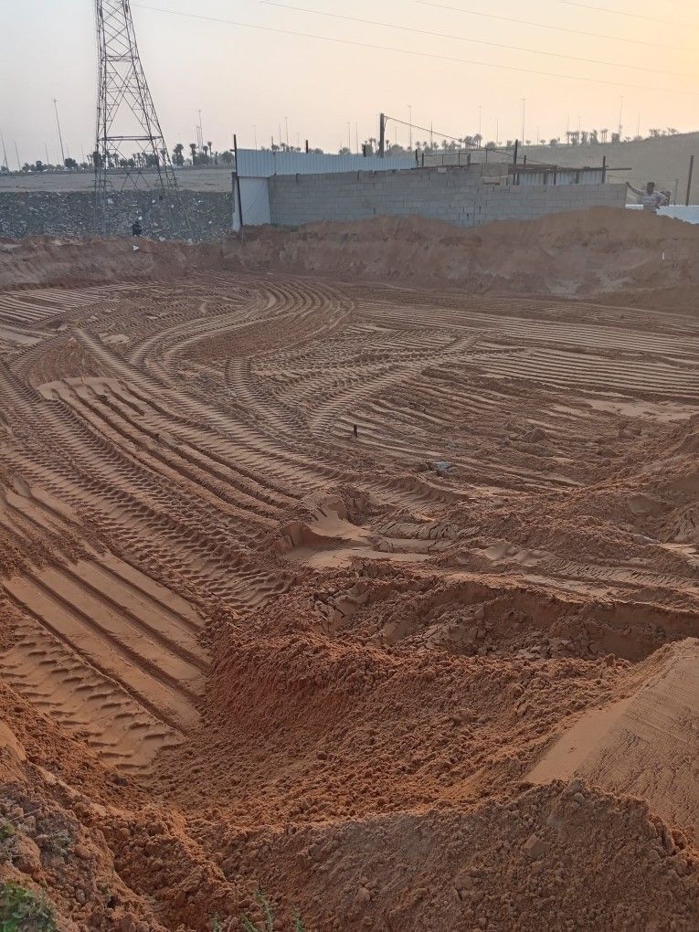 شيول للايجار تحميل مخلفات بريده حفريات يوجد تريلات