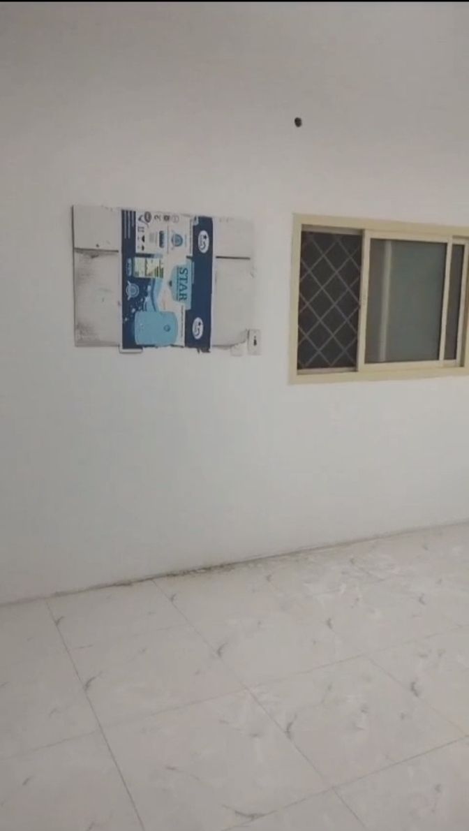 *السلام عليكم ورحمه الله* *وبركاته* *شقه للايجار*