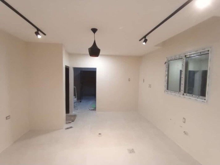 اصباغ وعوازل السطح الدمام