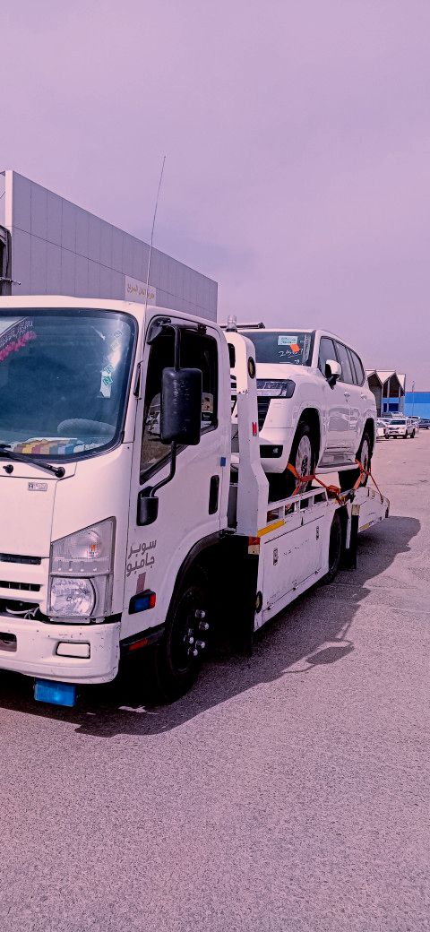 سطحه لنقل السيارات