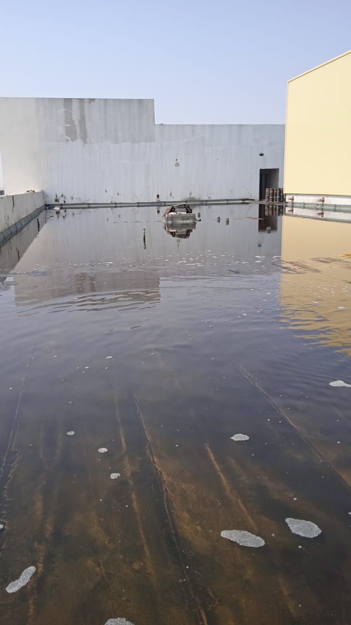 معلم عزل عازل مائي عازل حراري صيانه تركيب معالجة ت