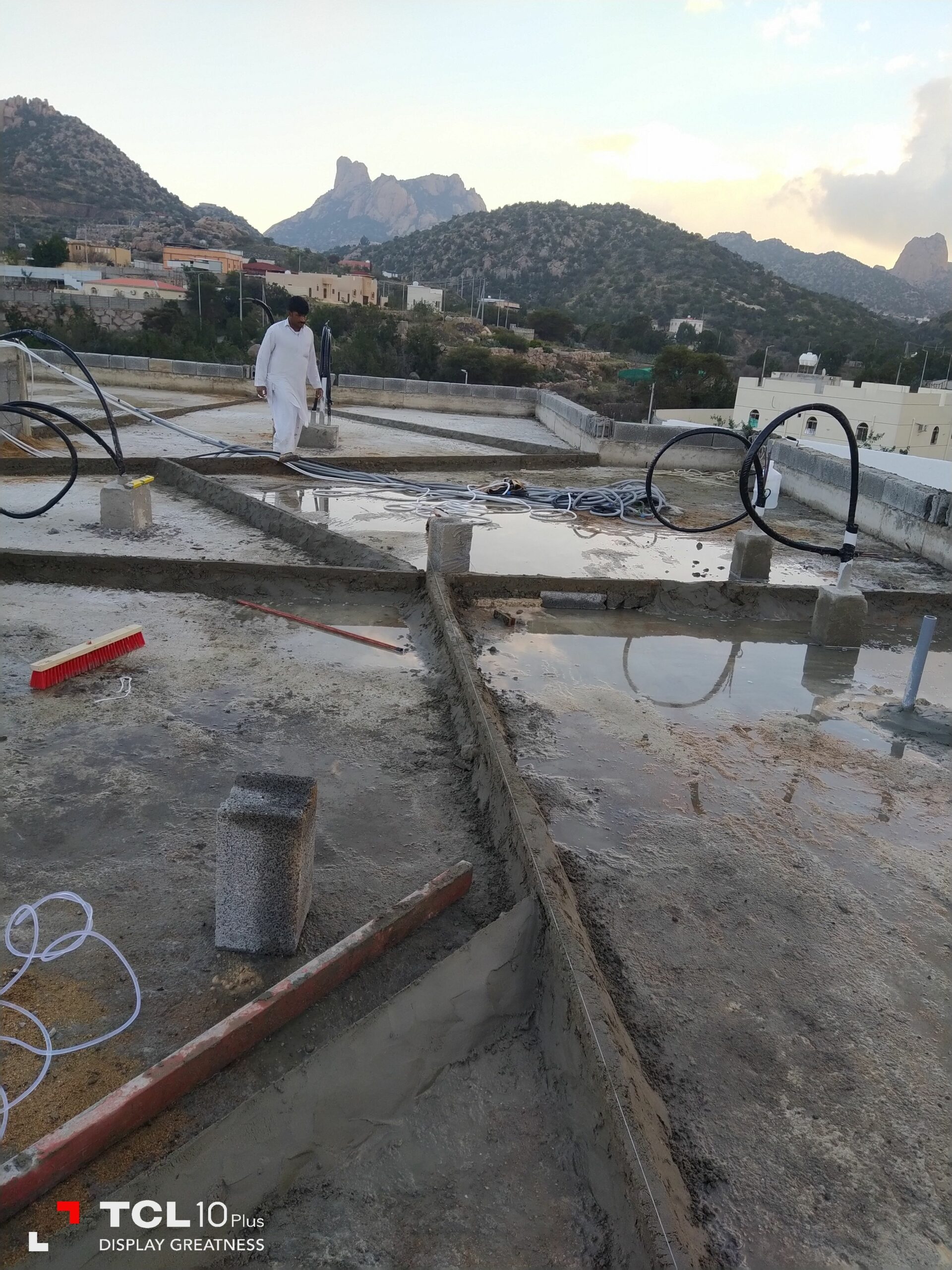 شغل عوازل اللفات ستهاالخزنات حمامات زينك ال مسبح