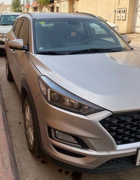 جيب هوندا توسان للبيع