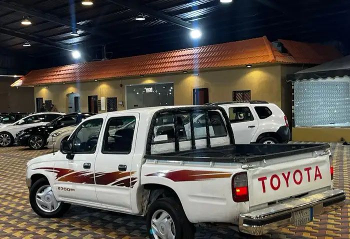 بيكب تويوتا هايلكس للبيع كاش أو اقساد