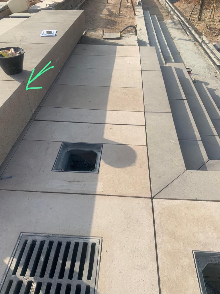 مبلط باكستاني