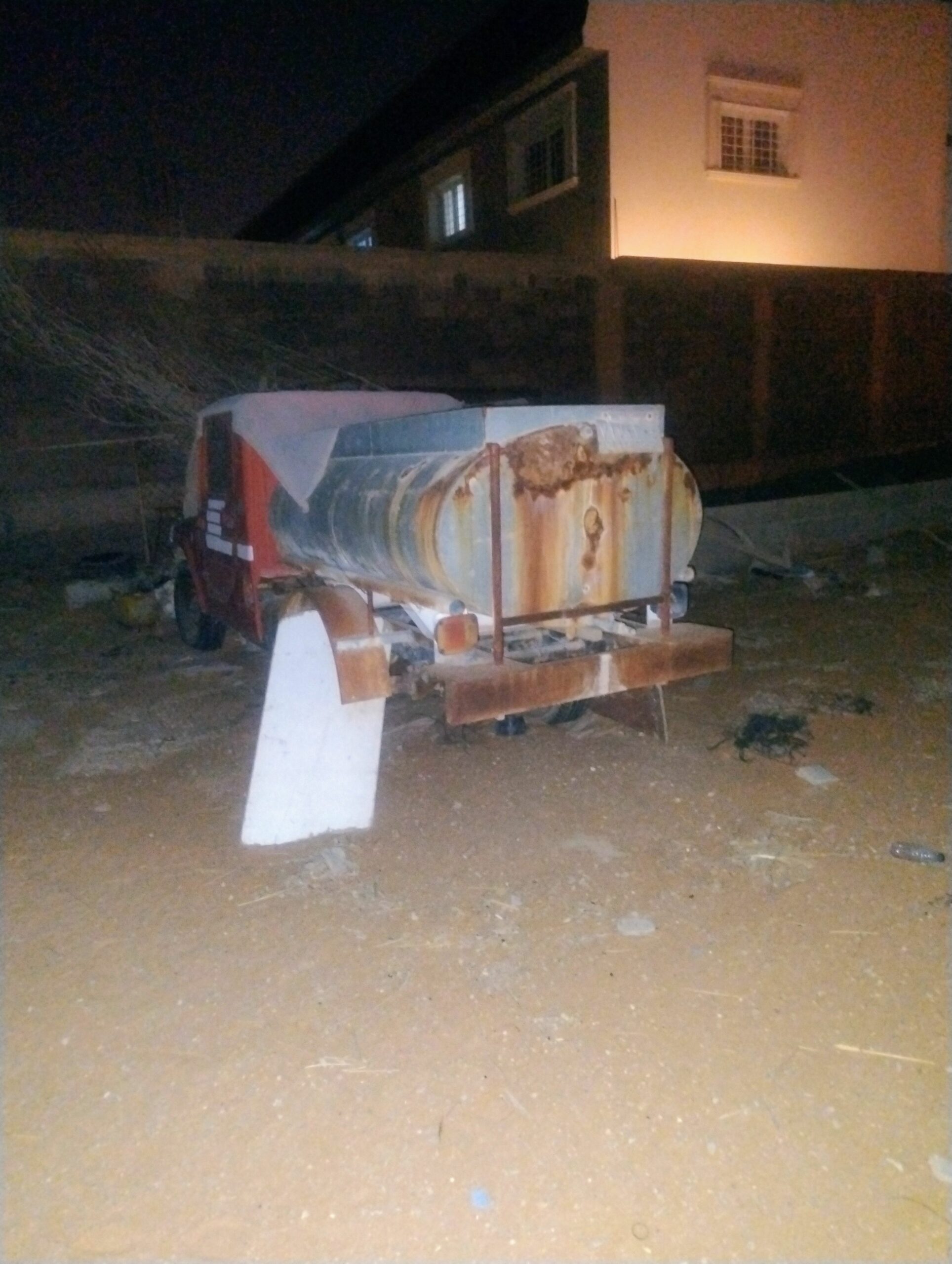 ددسن 83 دايهاتسو84