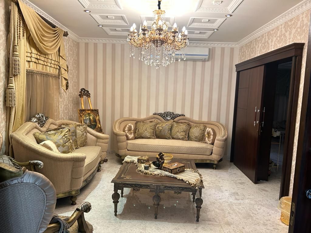 للبيع فيلا كلاسيك ف جده حي طيبه