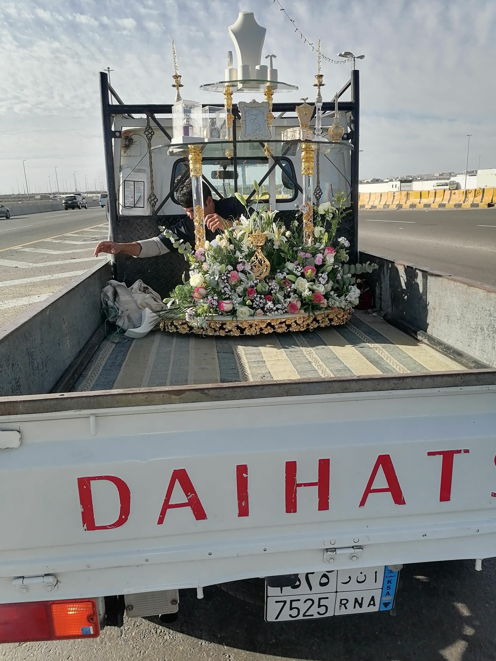 دباب الحمدانيه نقل اغراض وعفش