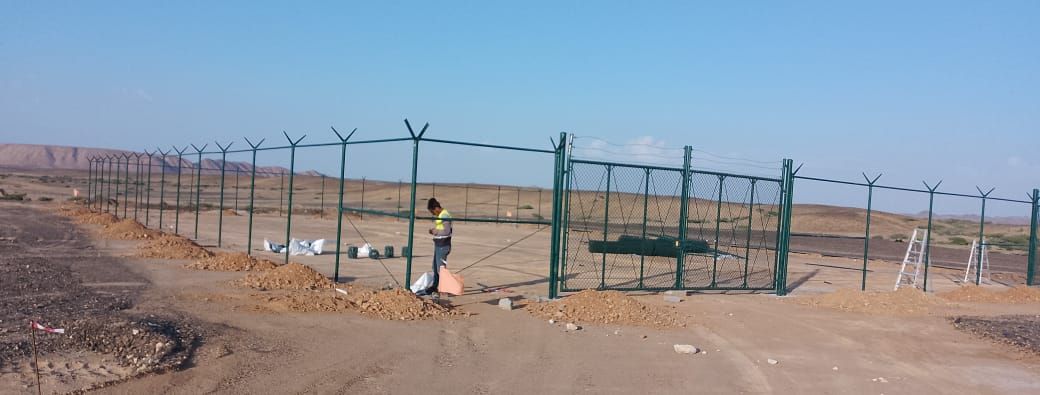 ومقل شبوك وهناقر بجميع انواعها في جميع أنحاء الممل