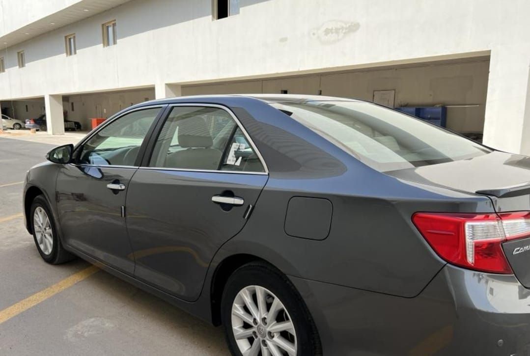 تويوتا كامري موديل 2014 مستعملة للبيع