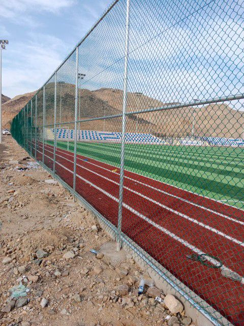 توريد وتركيب شبك مجلفن ولملبس الاخضر بي في سي شبوك