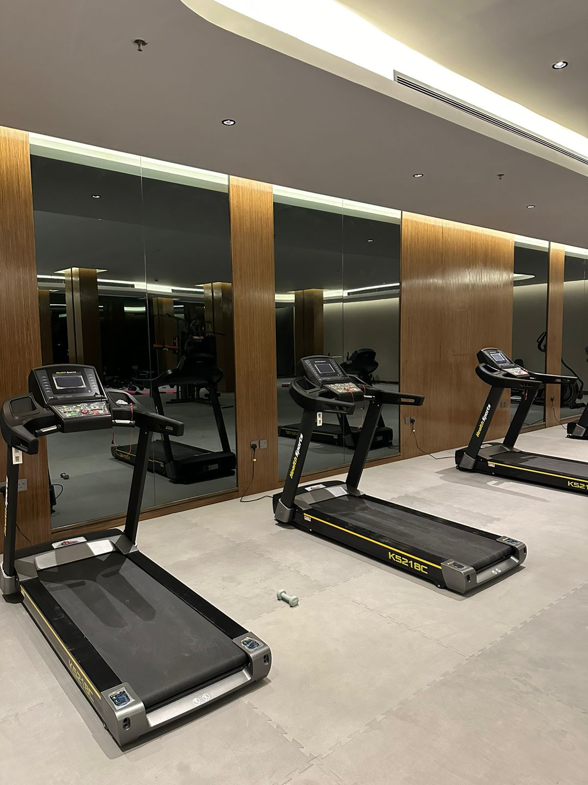 شقه فاخره وجديده في قلب حي النرجس161 م