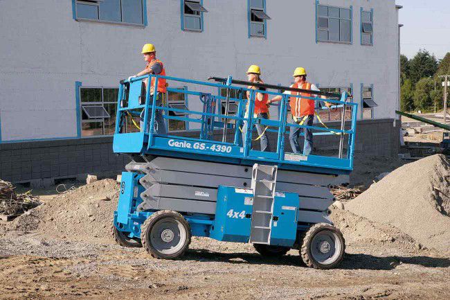 سيزرلفت ومان لفت للايجار scissor lift for rent man