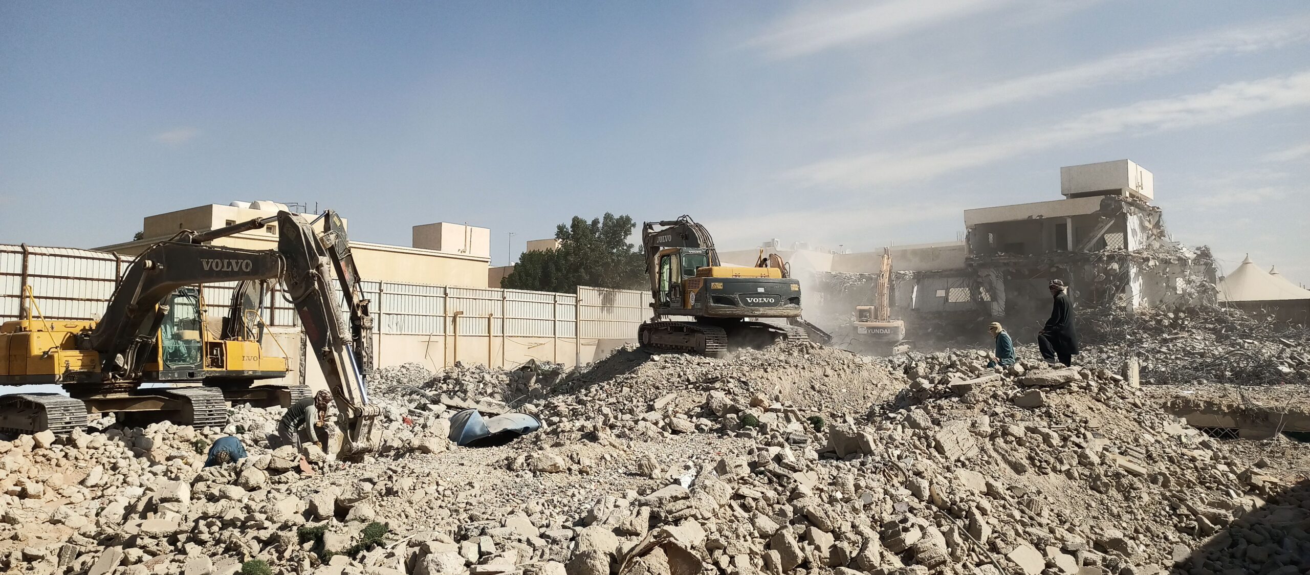 هدم مباني قصور مولت او انشات مباني او مشاريع