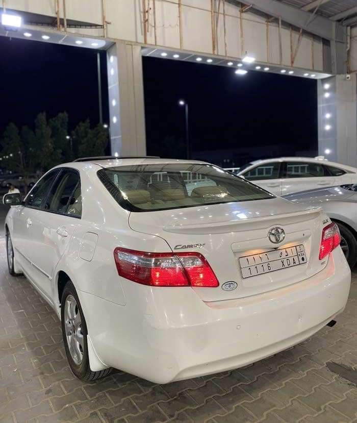 تويتا كامري البيع