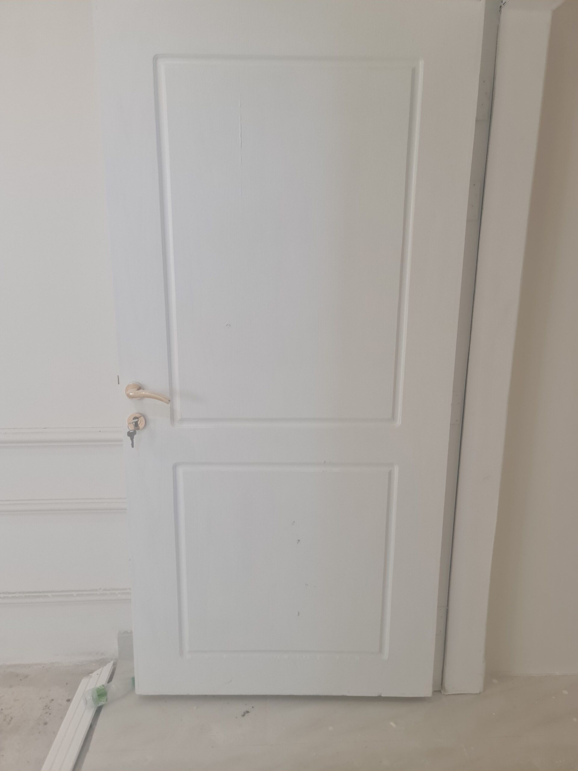 تنفيذ وتصنيع جميع انواع الأبواب الخشبيه وجميع الدي