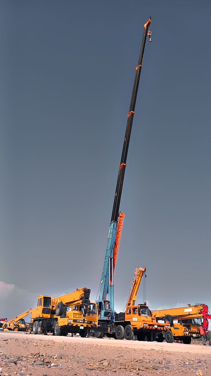 اجار كرينات وبوم ترك ومعدات ثقيله