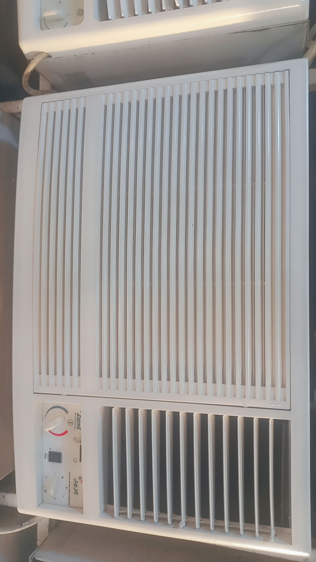 مكيفات مستعمل شباك مستعمل نظيف الضمان شهرين ما ترك