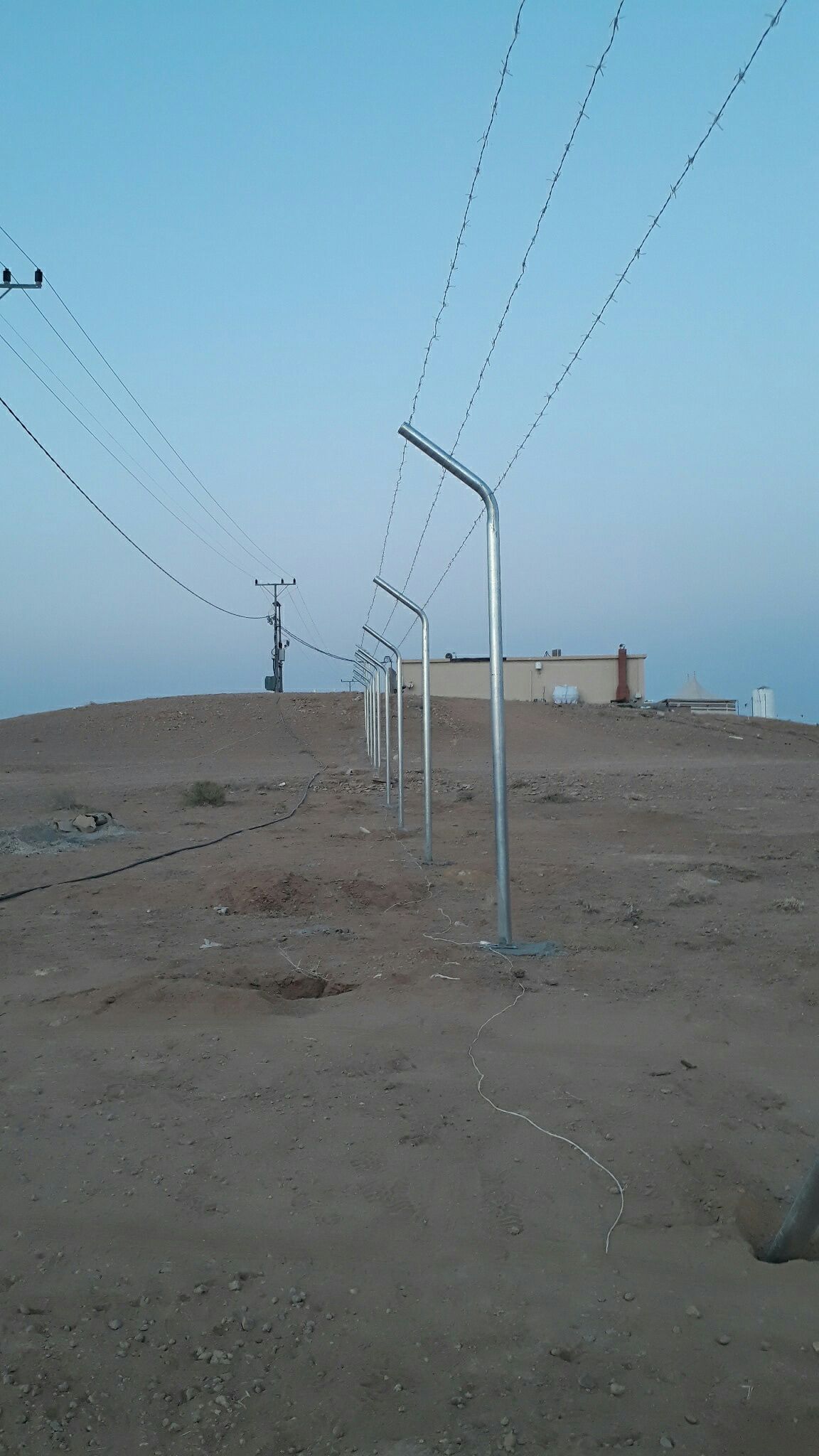 تركيب السياج الشبوك المجلفن وعادي