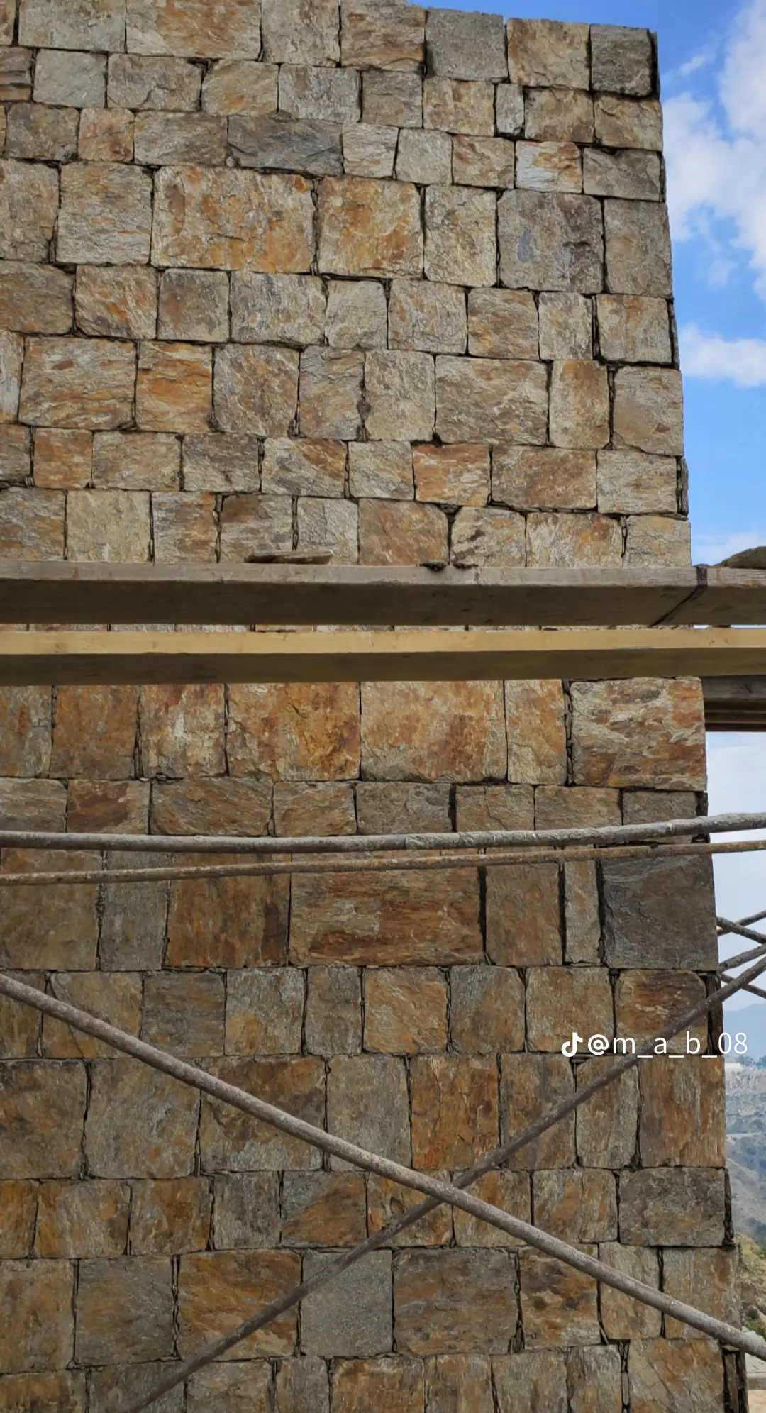 شغل حجر بنيان وتلبيس ورباب ارضيات