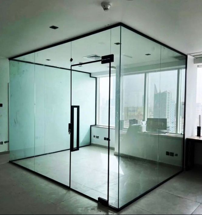 لتركيب الزجاج والمرايه